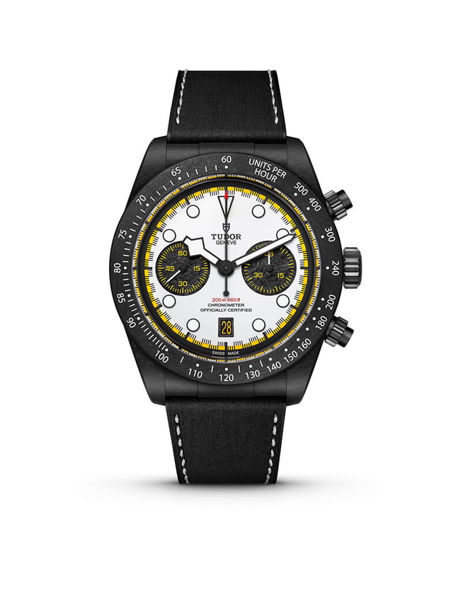 Tudor Black Bay Chrono „Carbon 26“, Frontansicht schwarze Uhr