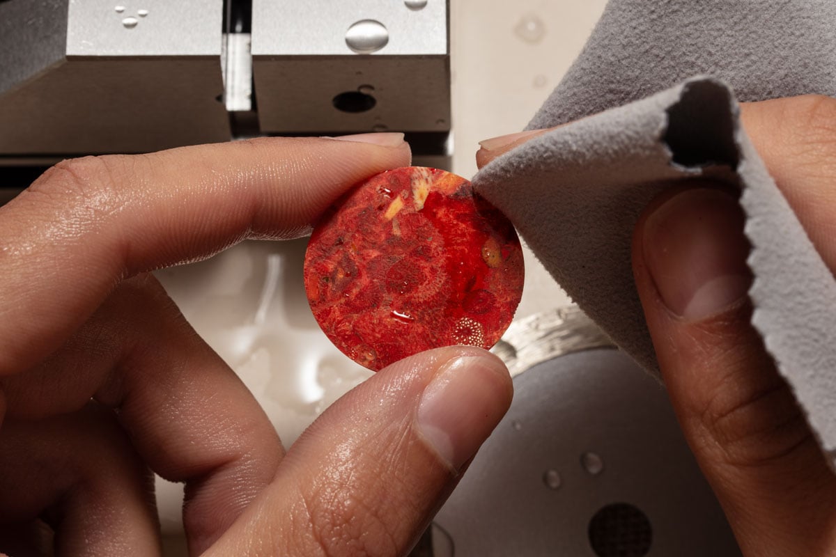 Venezianico Nereide Corallo: Produktion des Zifferblatts