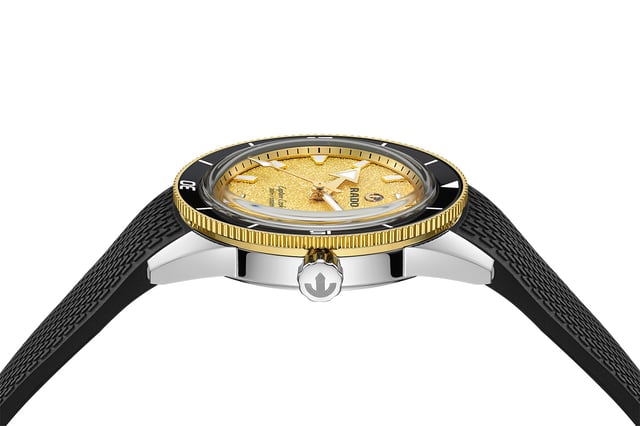 Rado Captain Cook, Referenz R32223258, Profilansicht