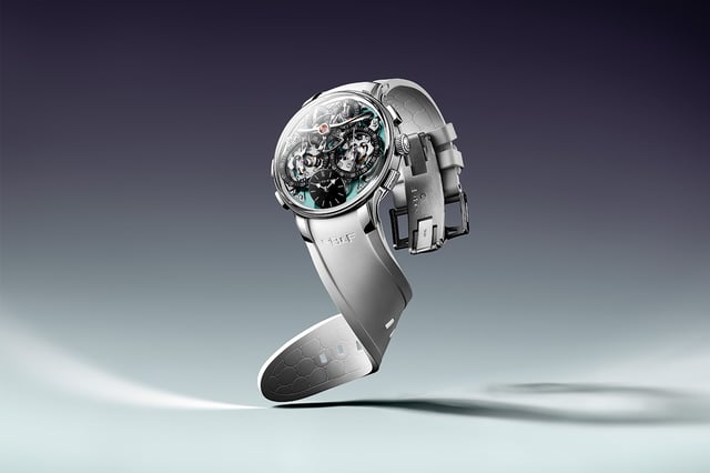 MB&F Legacy Machine Sequential Flyback Evo Titan-Edition mit Aquamarin-Zifferblatt