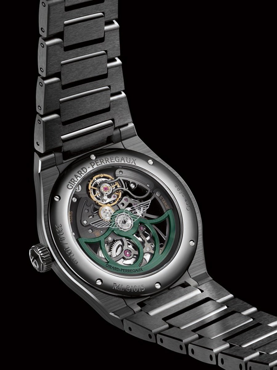 Girard-Perregaux Laureato Skeleton Aston Martin Edition, Gehäuseboden mit Blick auf das Uhrwerk
