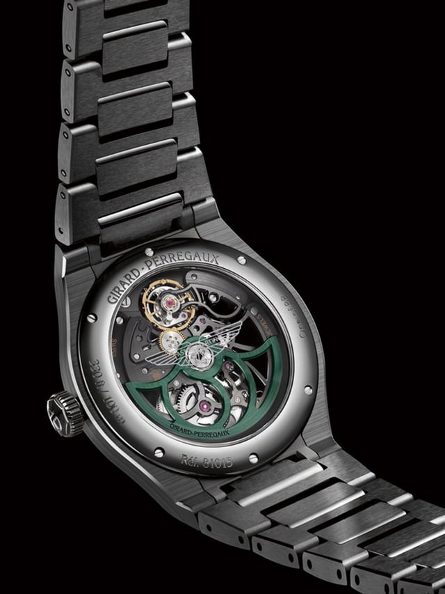 Girard-Perregaux Laureato Skeleton Aston Martin Edition, Gehäuseboden mit Blick auf das Uhrwerk