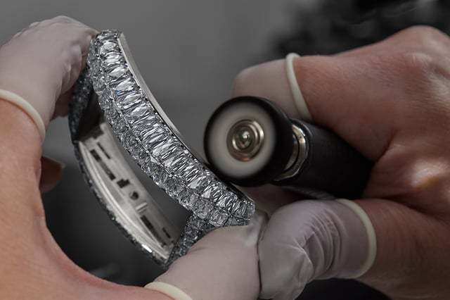 Jacob & Co. Gehäuse mit Diamanten