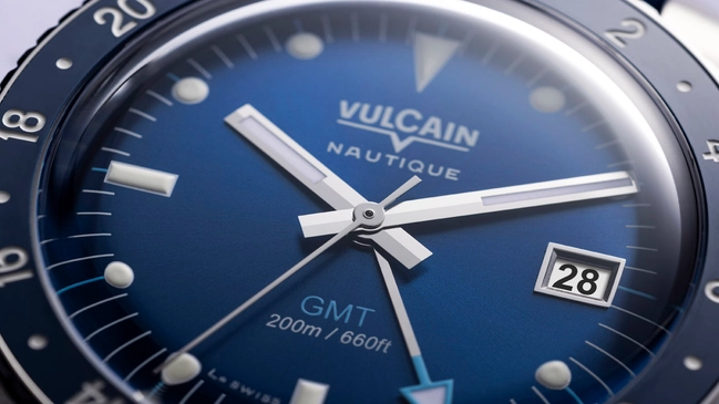 Vulcain Skindiver Nautique GMT blau Close-up