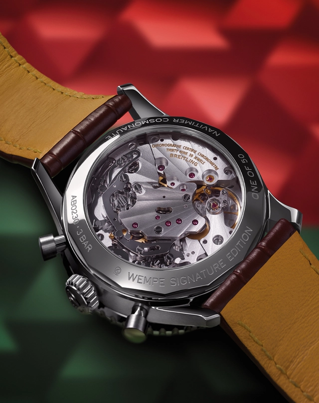 Breitling – Navitimer B02 Chronograph 41 Cosmonaute Signature Collection, Fliegeruhr mit Handaufzugswerk und grünem Zifferblatt