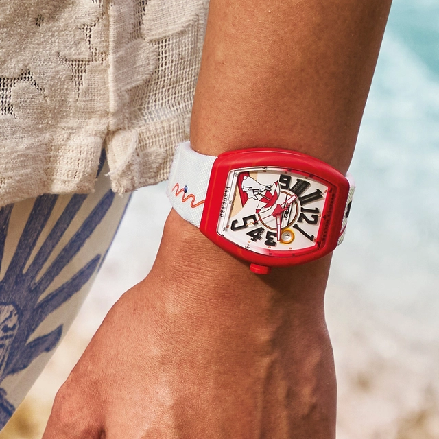 Franck Muller x #FR2 Vanguard Beach Limited Edition Heatwave Red am Handgelenk