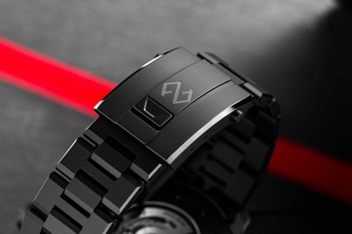 Formex: Essence Ceramica 41 mm Dark Matter Redshift Schließe