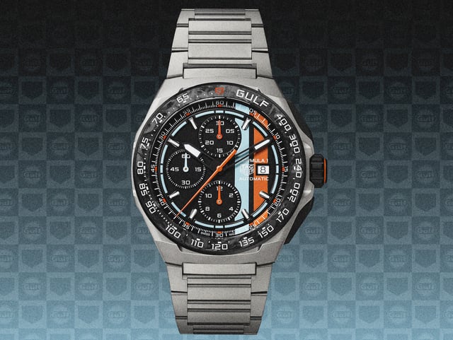 Fronansicht des TAG Heuer Formula 1 Automatic Chronograph x Gulf
