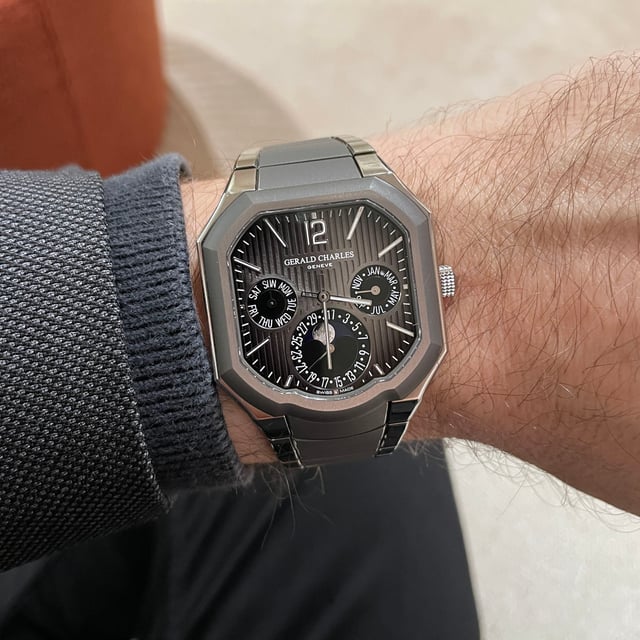 Gerald Charles: Masterlink Perpetual Calendar mit geschlossenem Zifferblatt