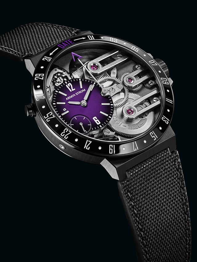 Armin Strom Orbit Purple, Edelstahluhr, Close-up Zifferblatt