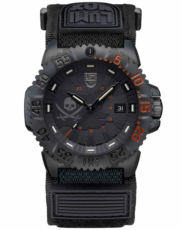 Luminox – Navy Seal Pirate Watch, taktische Uhr mit monochromer, schwarzer Optik