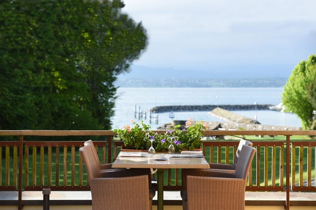 Hotel La Barcarolle in Prangins Terrasse