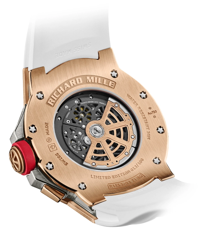 Richard Mille – RM 63-02 Automatic Worldtimer, Automatikuhr aus Gold mit skelettiertem Zifferblatt und Kautschukband