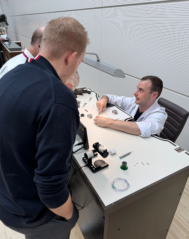 Einblicke in die Feinmechanik