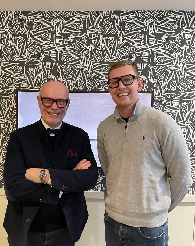 Carlo Giordanetti, Kreativchef von Swatch, und Johannes Beer, Junior Editor von WatchTime Germany