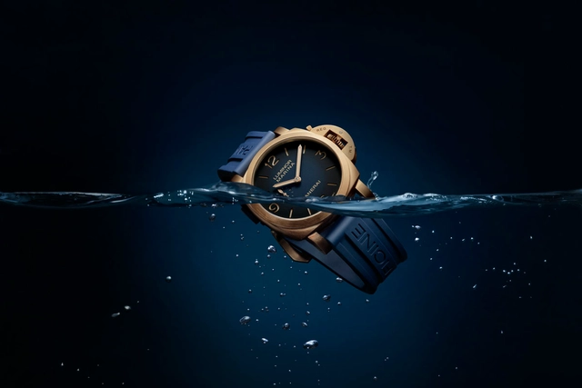 Panerai: Luminor Marina Bronzo PAM01678 schwimmend