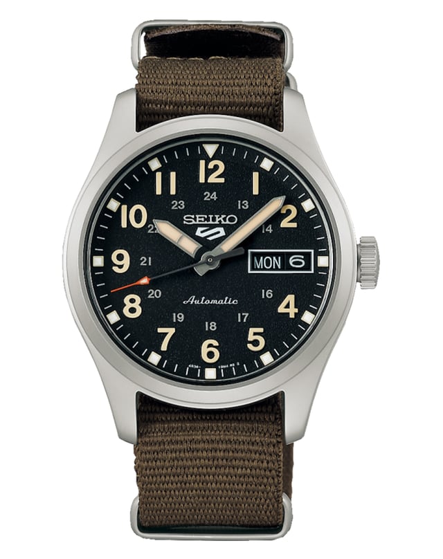 Seiko – 5 Sports SRPJ85K1, mechanische Uhr aus Edelstahl mit Stoffband und schwarzem Zifferblatt