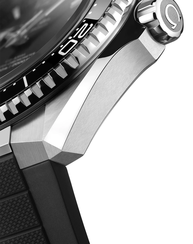 Omega – Seamaster Planet Ocean 600M 42 mm, Taucheruhr mit Automatikkaliber aus Edelstahl