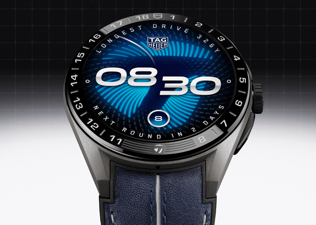 Nahaufnahme der TAG Heuer Connected Calibre E5 45 mm x TaylorMade Edition, Display