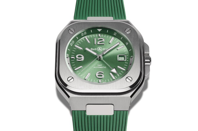 Nahaufnahme der Bell & Ross BR-05 GMT Green Steel