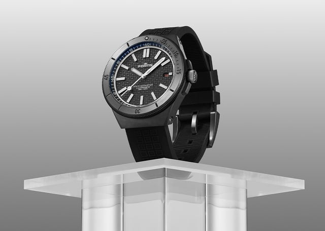 Fortis – Marinemaster M-44 DLC, Taucheruhr mit Automatikkaliber