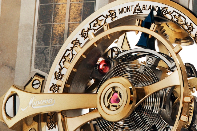 Montblanc: Star Legacy Suspended Exo Tourbillon Château de Versailles Tourbillondetail