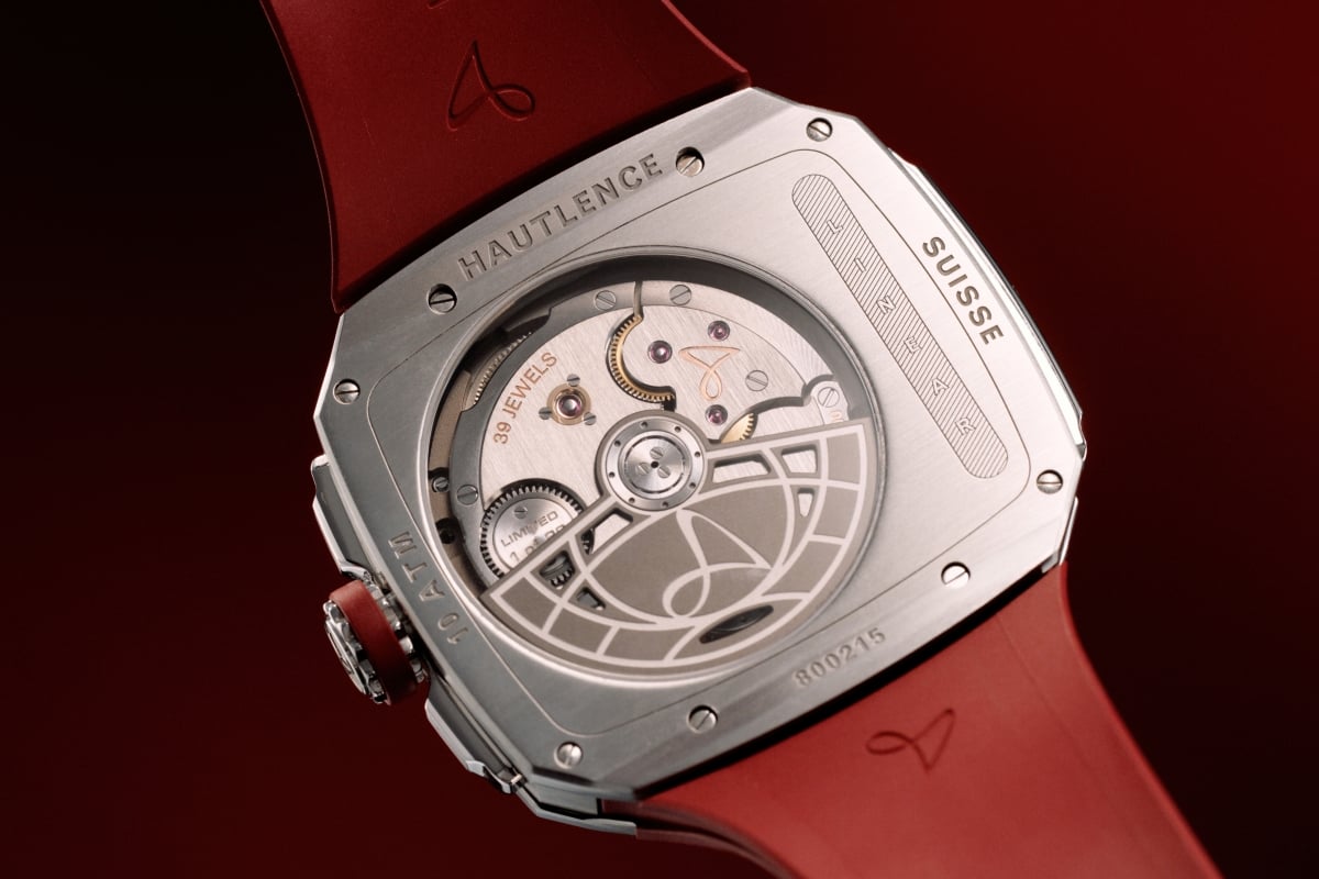 Rückseite der Linear Serie 3 von Hautlence
