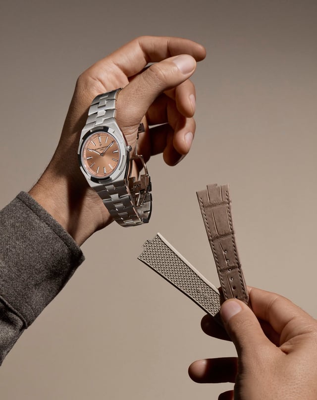 Vacheron Constantin: Overseas Automatik Extra-Flach Bänder