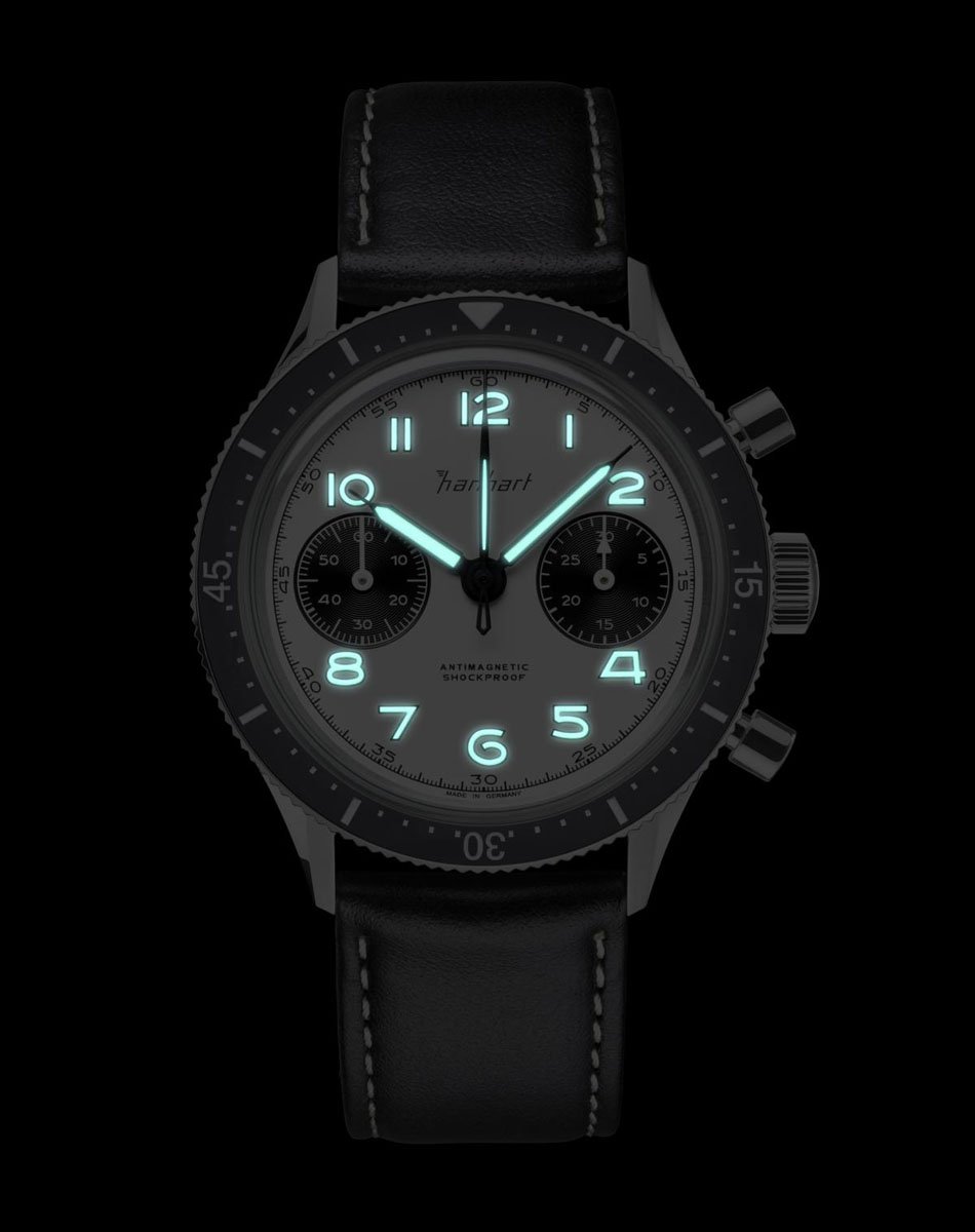 Hanhart 415 ES Panda bei Nacht
