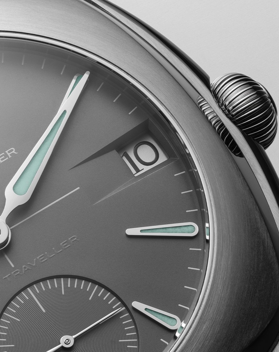 Laurent Ferrier – Sport Traveller Slate Grey, GMT-Uhr aus Titan mit Manufakturkaliber 