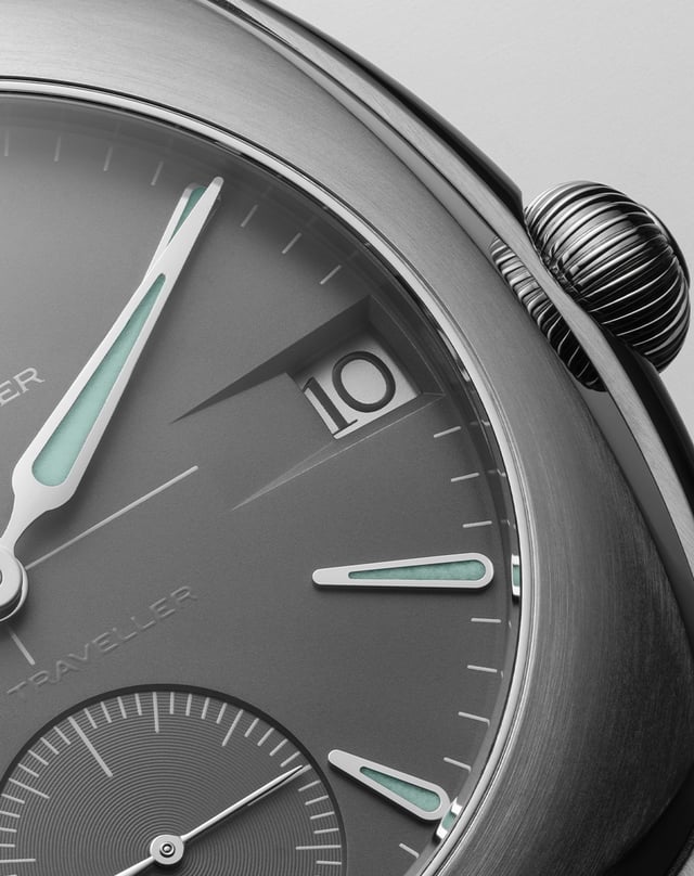 Laurent Ferrier – Sport Traveller Slate Grey, GMT-Uhr aus Titan mit Manufakturkaliber 