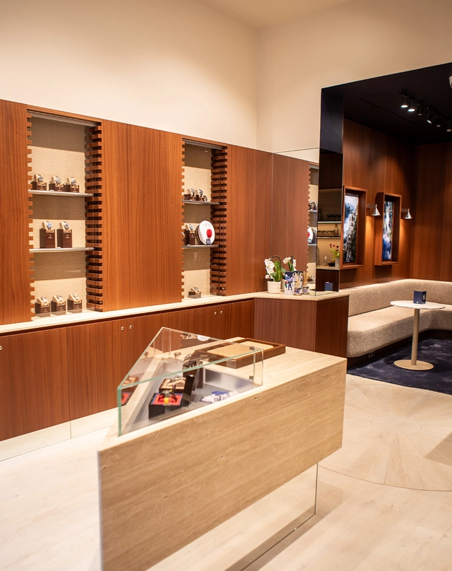  Yema Flagship in Paris, Uhrengeschäft