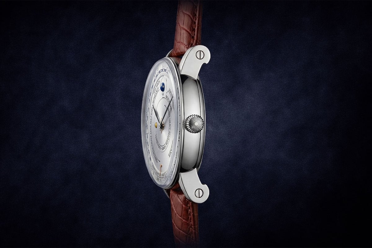 Christiaan van der Klaauw: Venus Annual Calendar in Edelstahl Seitenansicht