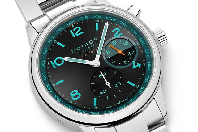 Nomos Glashütte Club Sport Neomatik Weltzeit Night Navigation Trace