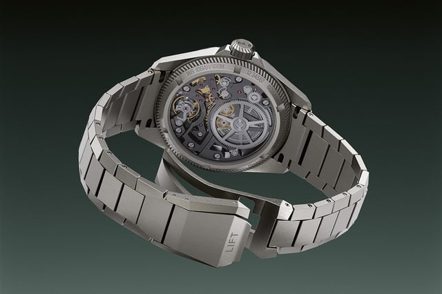 Oris ProPilot X Gonzo Edition: Boden und Werk