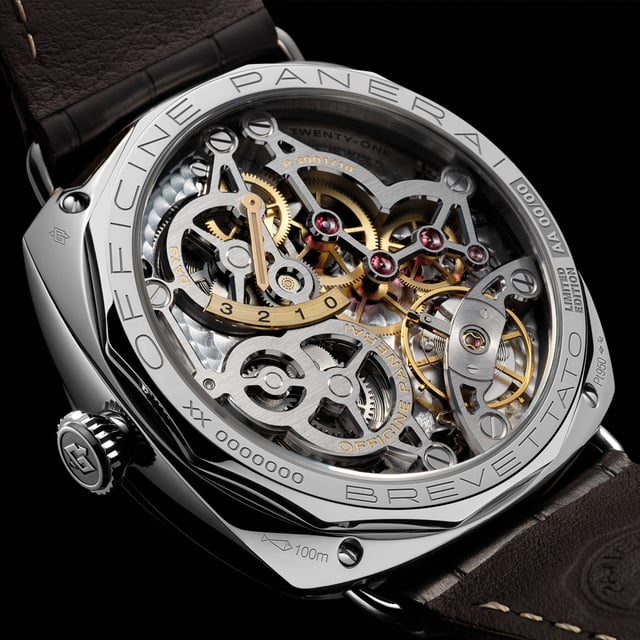 Panerai Radiomir Viaggio nel Tempo Experience, mechanisches Uhrwerk mit Handaufzug und skelettierten Brücken, Kaliber P.3001/10