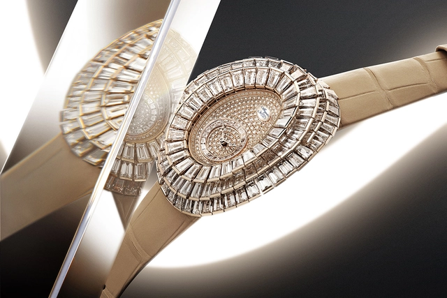 Breguet: Reine de Naples Crazy Flower, Seite