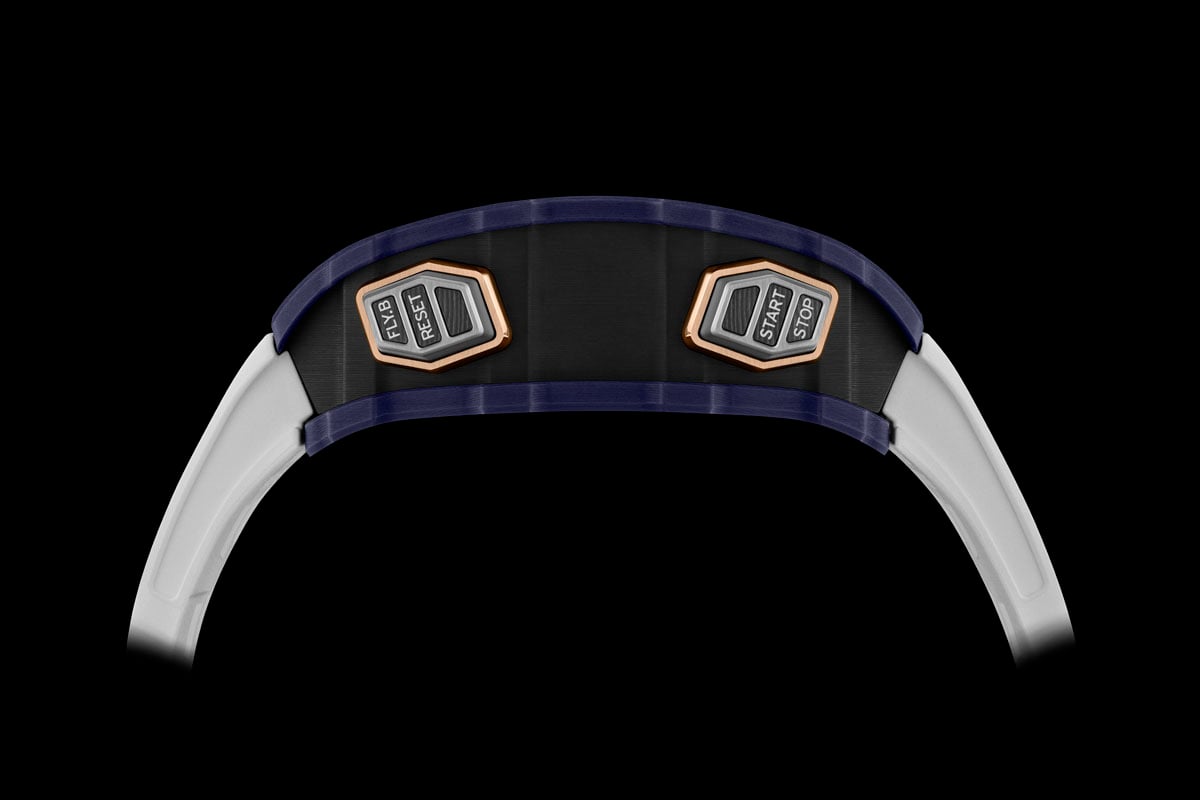 Richard Mille: RM 41-01 Tourbillon Soccer in Dark Blue Quartz TPT linke Seite