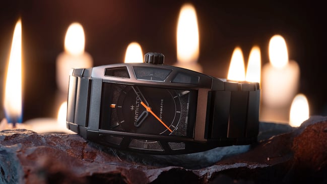 Die Hamilton Boulton Death Stranding 2 Limited Edition in Szene gesetzt