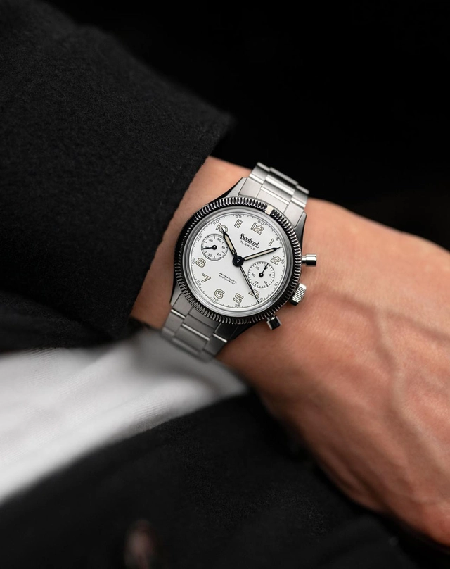 Hanhart: 417 ES Moby Dick 39 mm Stahlband Wristshot