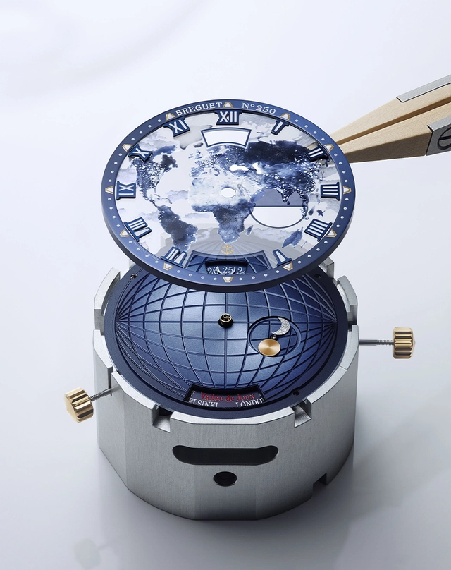 Breguet – Marine Hora Mundi 5555, Dresswatch mit Reise-Komplikation aus Gold