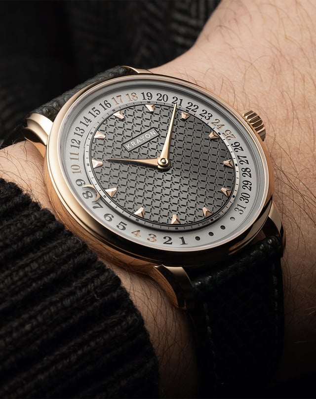 Krayon – Anyday Roségold, goldene und elegante Uhr mit mechanischem Werk und besonderer Kalenderfunktion