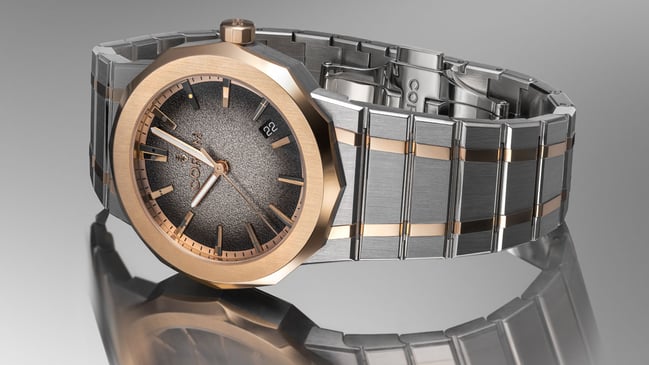 Corum: Admiral 39 Bicolor