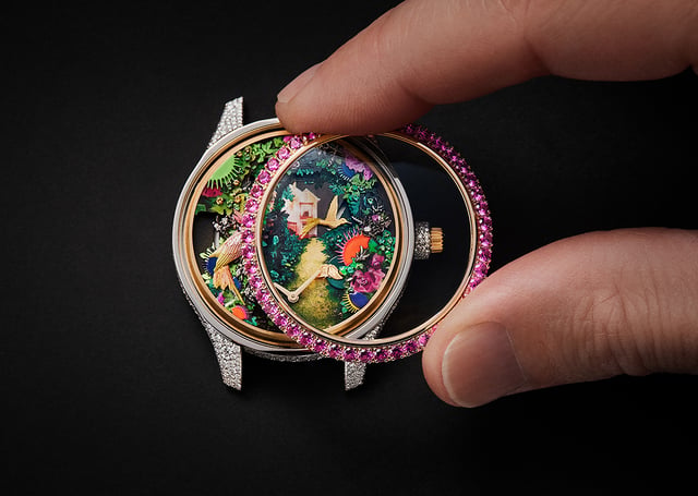 Dior Grand Soir Automate La Roseraie, befestigen von Lünette am Gehäuse