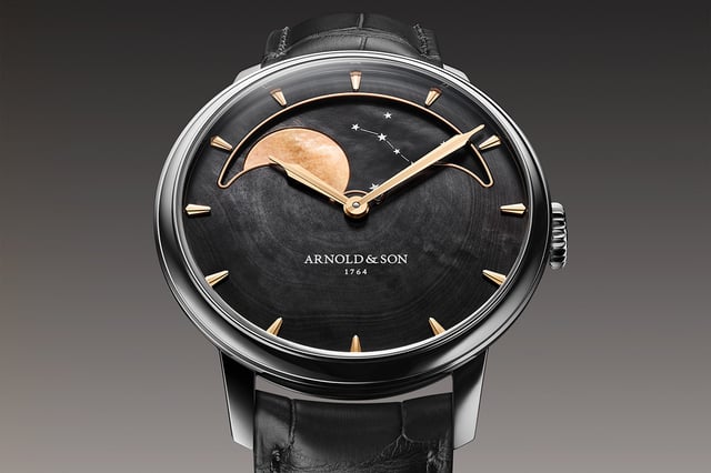 Arnold & Son Perpetual Moon 41.5 Steel Colours of the Moon, Ref. 1GLBS.M02A.C672S, Zifferblatt in Schwarz