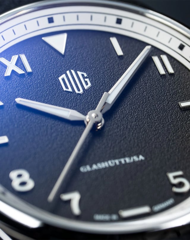 DUG – Purist Typ 2 California Dial, elegante Edelstahluhr aus Glashütte mit Automatikwerk und Lederband
