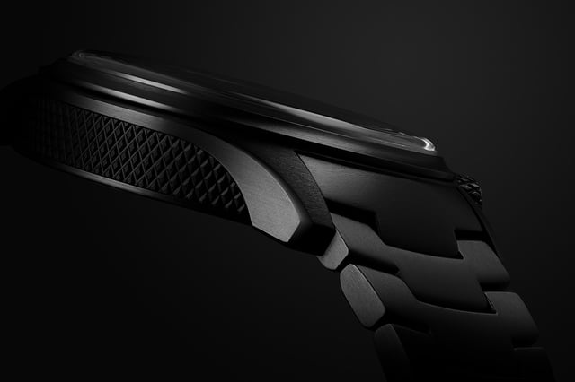 Bremont: Altitude MB Meteor ‘Felix the Cat’, Gehäuseseite