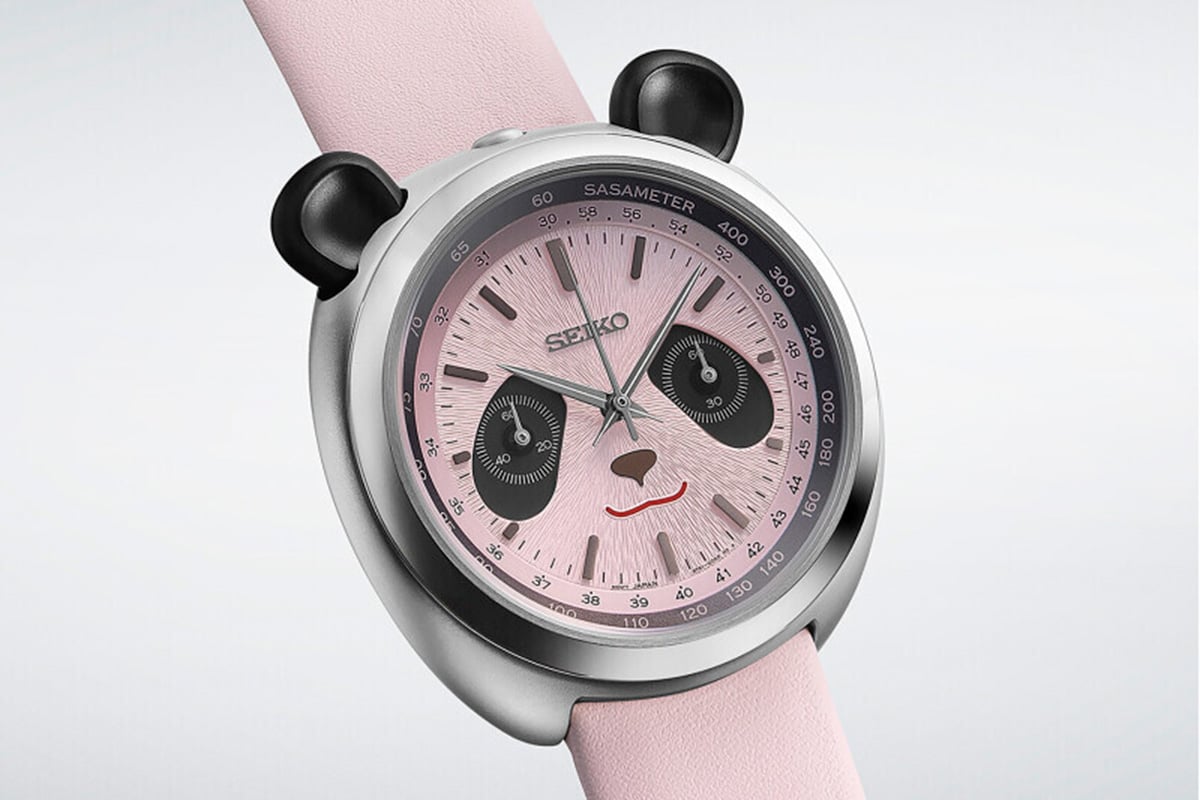 Seiko Power Design Project HHK002: Frontansicht Uhr mit Panda-Ohren in Rosa