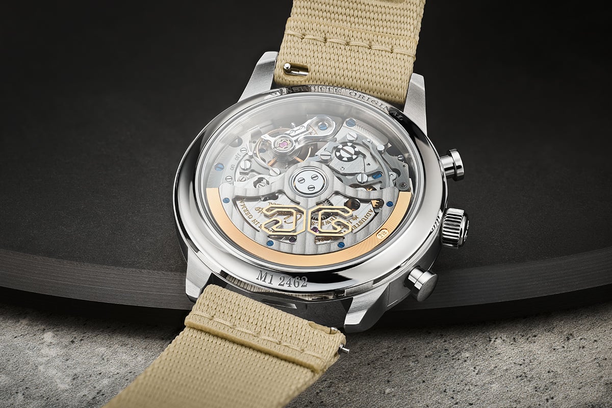 Glashütte Original Senator Chronograph 1-37-24-01-02-61, Gehäuseboden mit Blick auf das Kaliber 37-24