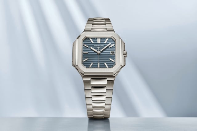 Patek Philippe: Cubitus Ref. 7128-1G-001 in Weißgold